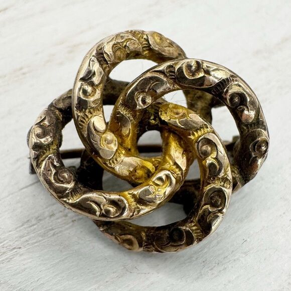 Antique Victorian yellow gold filled lovers knot Etched Pin Fob Brooch C Clasp - Picture 1 of 7